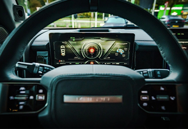 MHERO, SUV dashboard