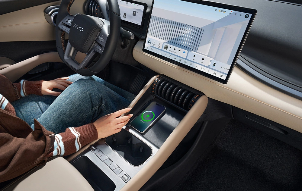 BYD ATTO EVO 3 Interieur technologie Gomes