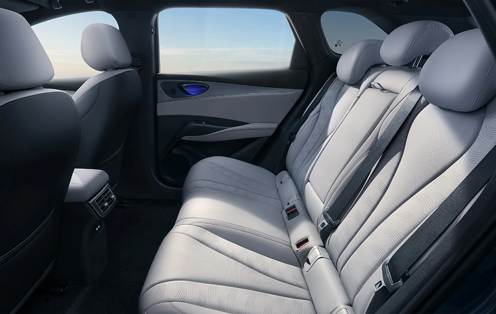 BYD SEAL 6 DM-i TOURING Interieur Royale achterbank Gomes
