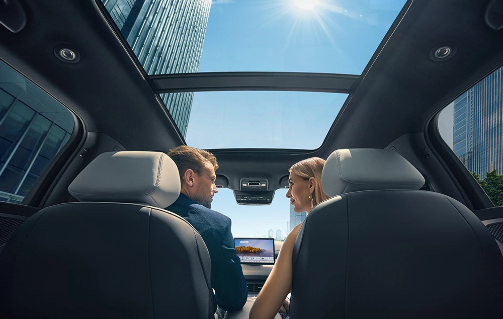 BYD SEAL 6 DM-i Interieur Panoramisch schuifdak Gomes