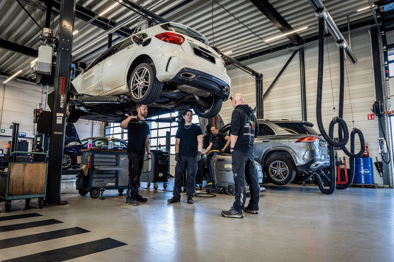 Mercedes-Benz Service Select