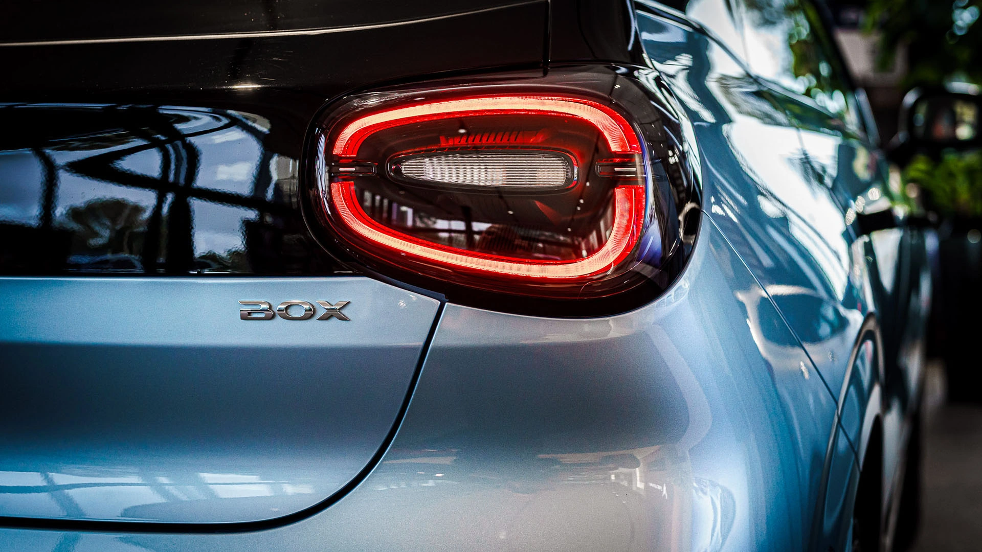 Detailfoto van het hyperscreen display in de Mercedes-Benz EQE SUV