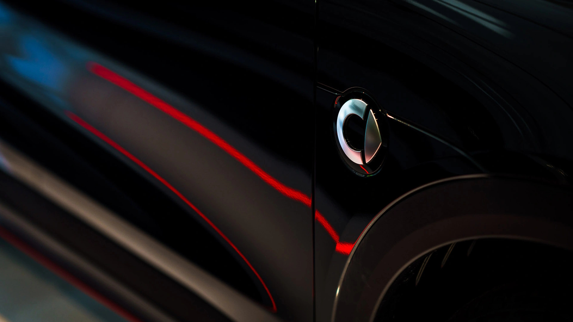 smart voertuig met detail van het logo