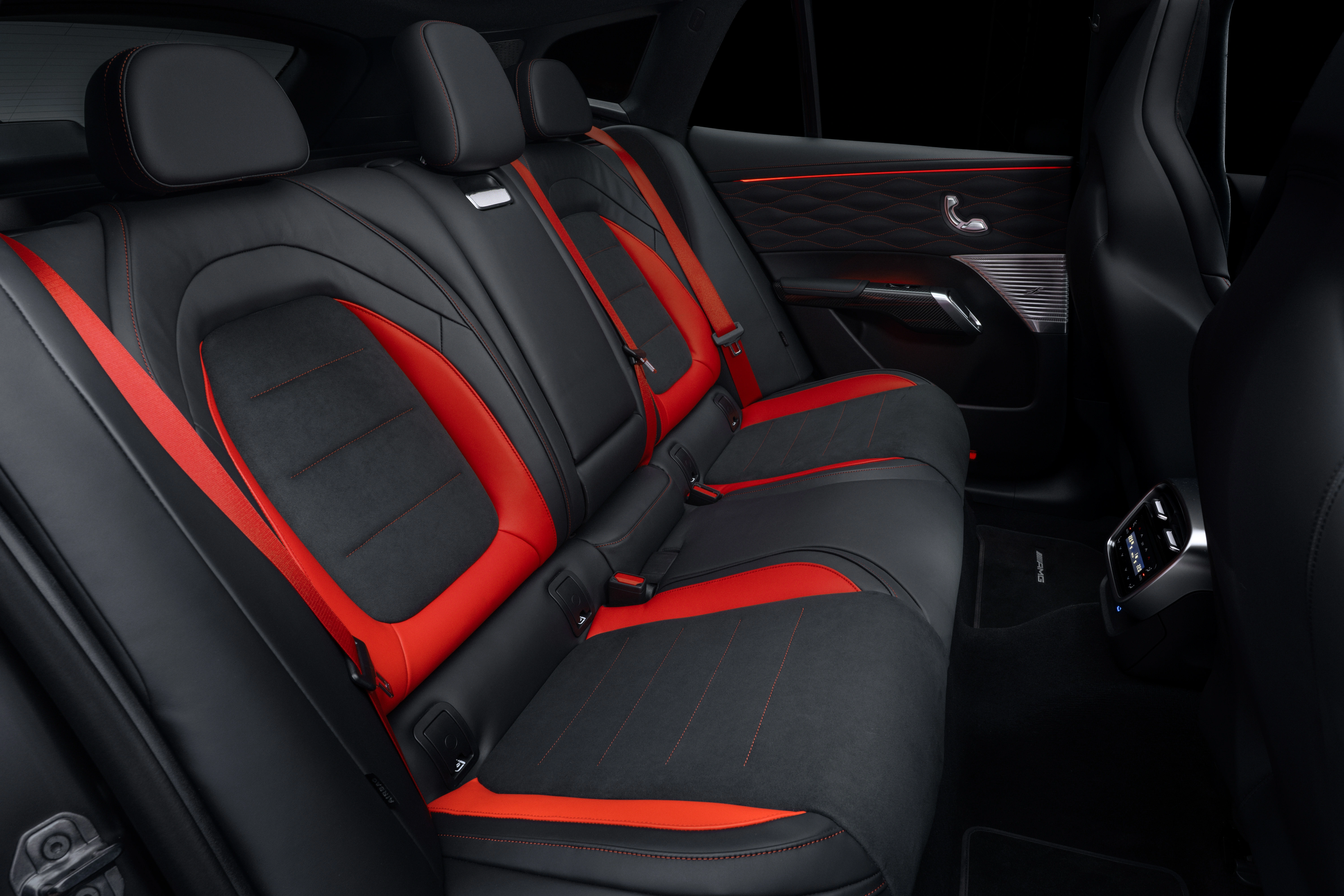 AMG GT SUV achterbank