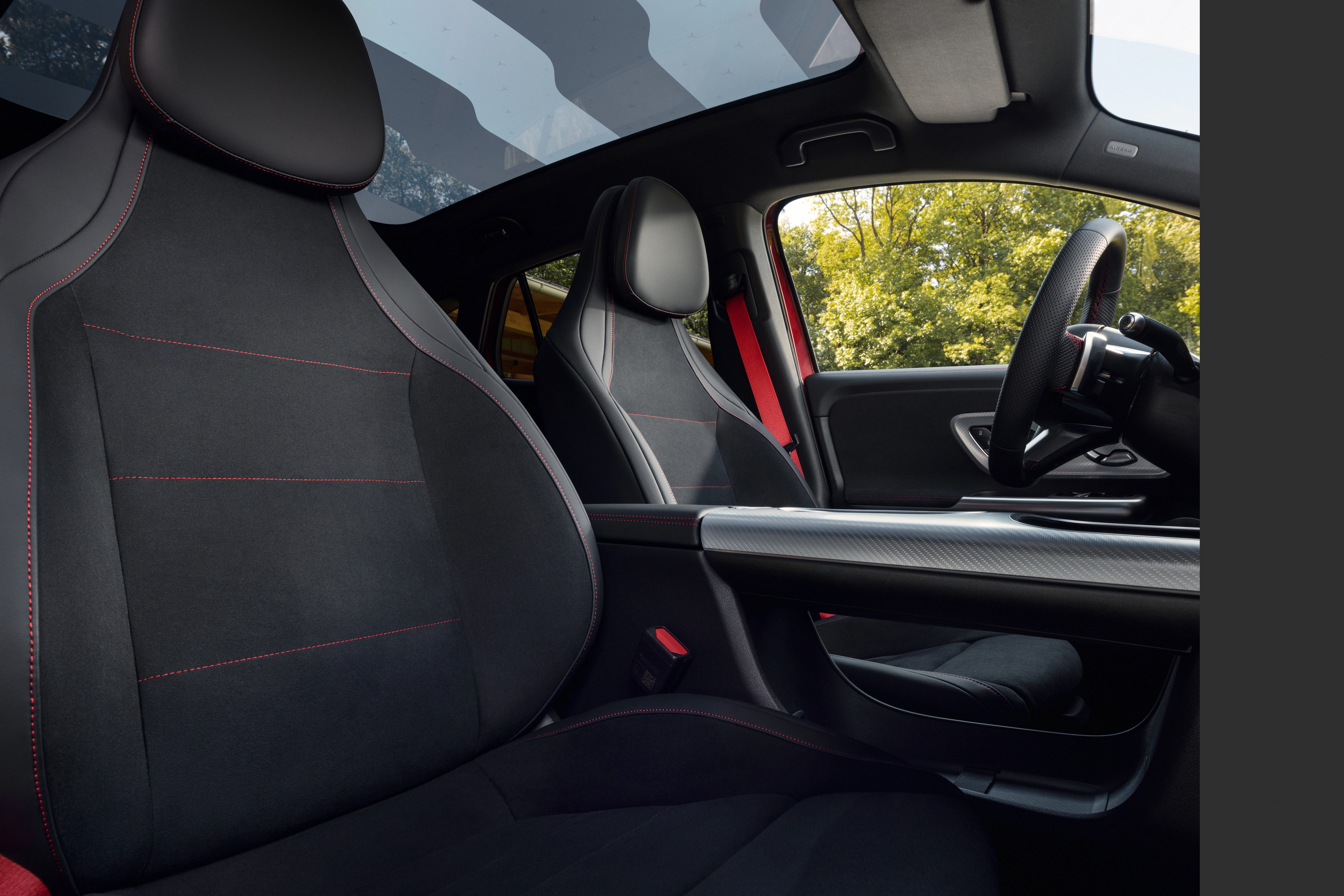 Mercedes-Benz GLA interieur