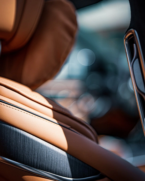 Foto van het stiksel op de bekleding in de Mercedes-Benz S-Klasse