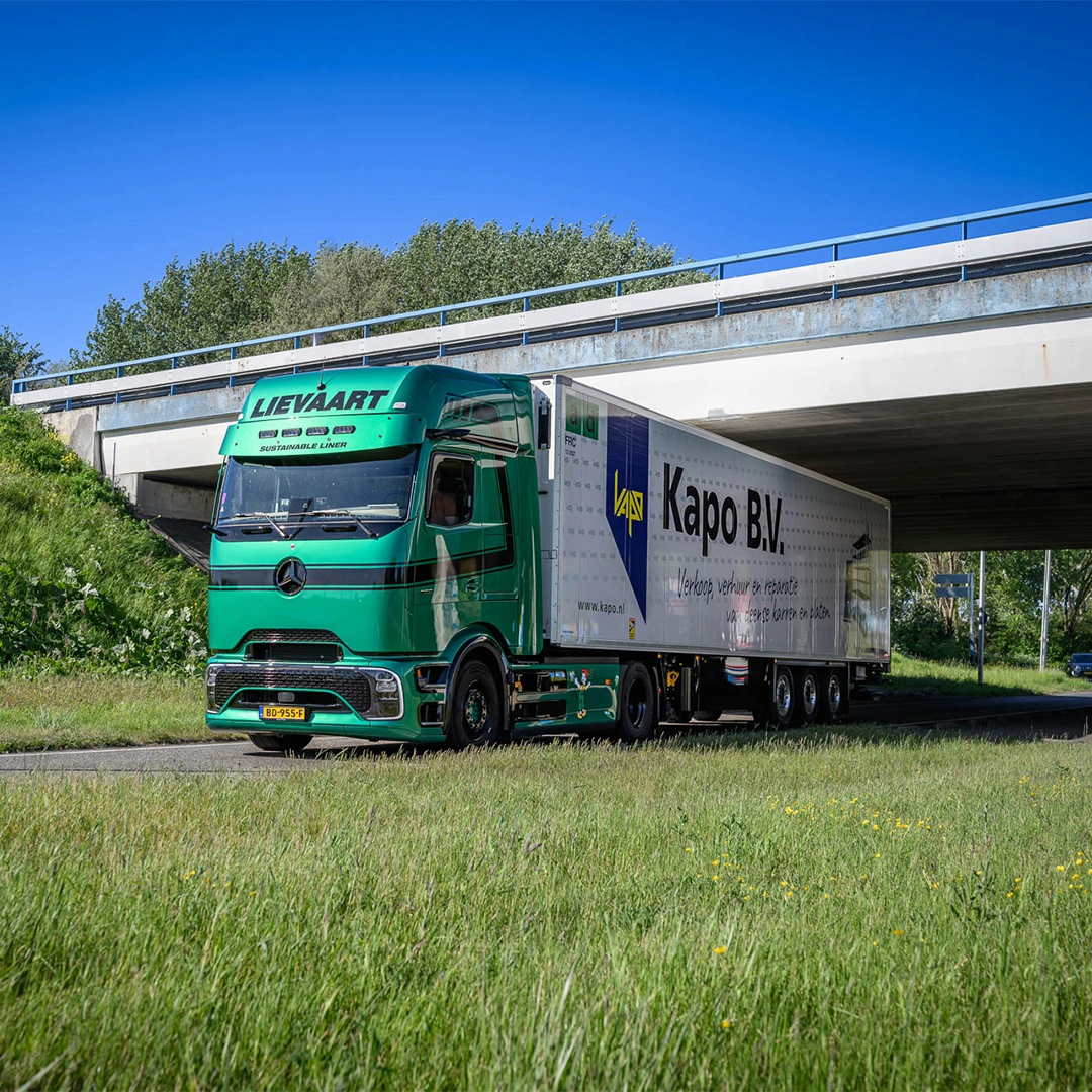 GomesTrucks Aflevering Lievaart eActros 600